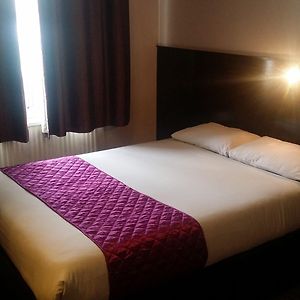 Kamer met een Queen Size Bed